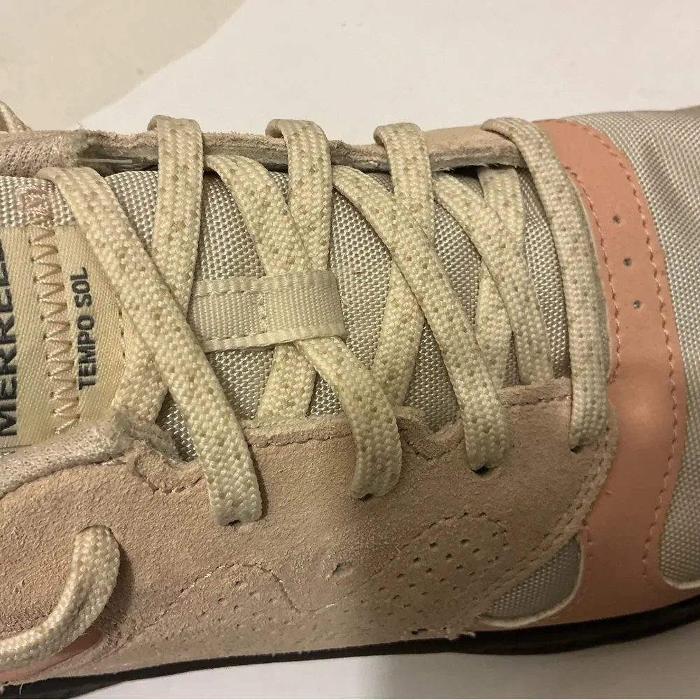 Merrell Women's Tempo sol hiking Pink and Gray Shoes size 8/ 38.5